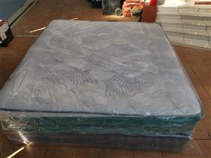 Sealy King Posturepedic Clio Firm King Size Bed Brand New Sealed