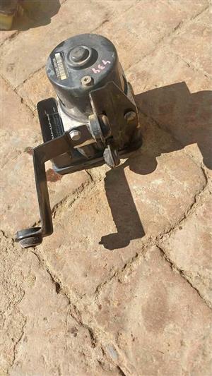 Volvo S40 T5 2005 ABS for sale