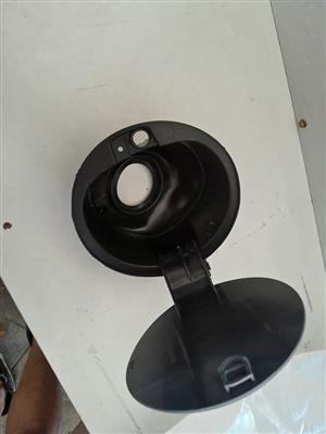 polo 6 fuel flap  FOR SALE