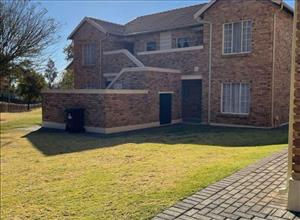 Apartment For Sale in Honeydew