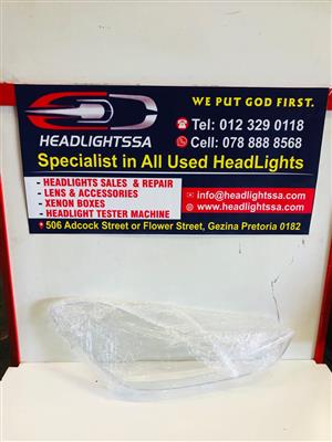 Maserati Ghibli right side headlight replacement lens (2013-2023)