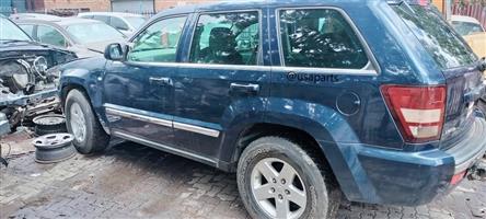 Jeep Grand Cherokee WK1 – Breaking for Body Spares  