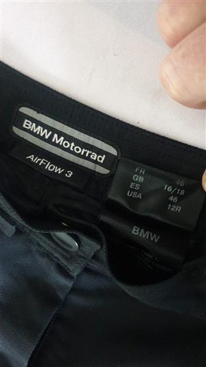 Motorcycle Clothing BMW Size 12R USA 