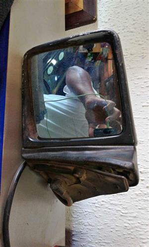 Mercedes W 124 mirror left electric