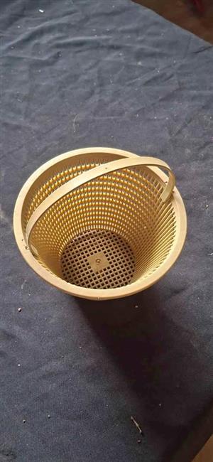 New quality weir pool basket
