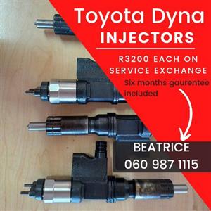 Toyota Dyna 500 truck injectors for sale 