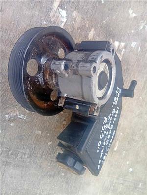 1999-2004 jeep grand cheeroke wrangler 4.0L oil pump 5080551AA   26101841