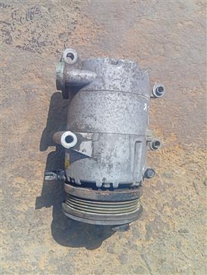 Ford focus Volvo C30 1.8 Aircon pump