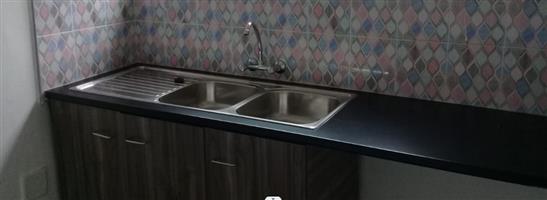 Hillary rooms to let