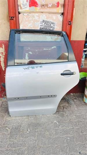 VW POLO VIVO DOOR