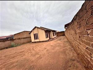 2 Bedroom House for sale in Mabopane X ext