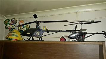 2 Remote Controll Choppers hobby