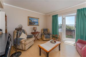 Apartment Rental Monthly in Simons Town Central