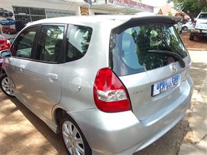 2008 HONDA JAZZ 1.4 MANUAL  PETROL SILVER COLOR 103.000KM 