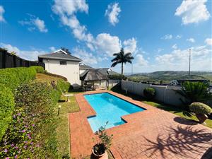 Townhouse For Sale in Sunningdale
