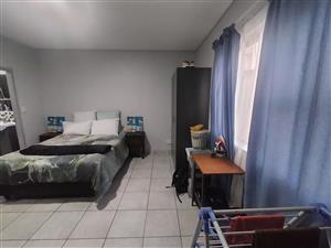 Modern Bachelor Flat in Northpark Mall – Ideal Starter or Investment Property