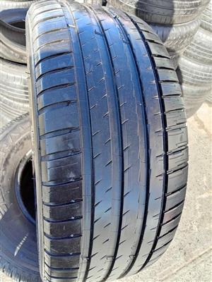 245/45R20 Michelin