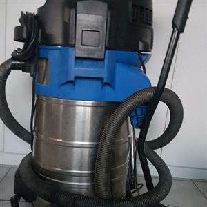 Industrial Wet & Dry Vacuum Cleaner