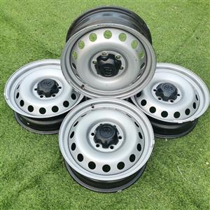 Loose-Single 17 Inch Sparewheels Available For Sale.Pcd-6x139.