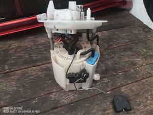 Mercedes Benz w205 fuel pump 