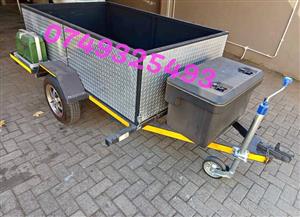 Motorcycle / utility trailer