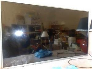 Hi Sense Smart Tv "50 inch