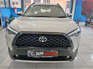 2023 Toyota Corolla Cross 1.8 xs  33000km  White  Automatic  Petrol  Leather interior
