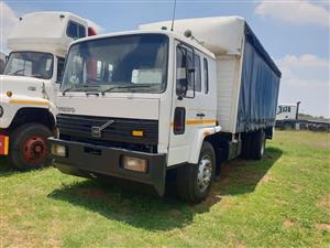 Volvo FL6 Curtain Side