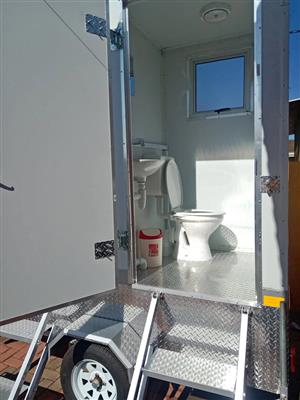 Mobile VIP flushing toilet and fridge for hire