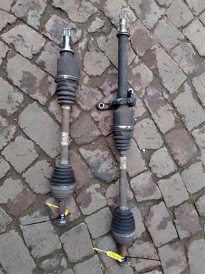Renault Clio 3 left n right drive shaft for sale
