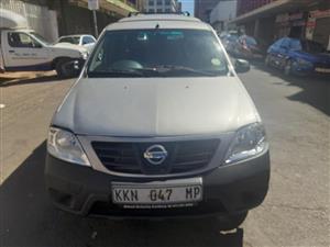 2021 NISSAN NP200 1.6A/C WITH CANOPY 10000KM SPARE KEYS SERVICE BOOK 