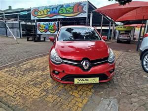2017 RENAULT CLIO 4