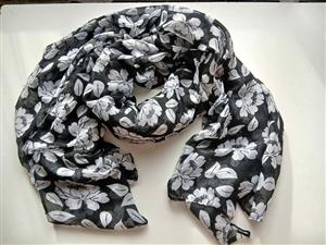 VARIOUS SCARVES DISCOUNTED!!!