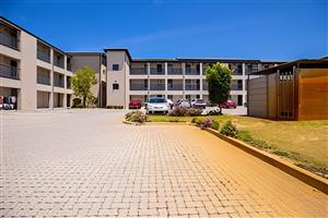 Clean 2 bed apartment for rent