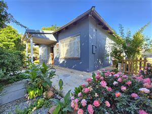 You'll Never Have To Buy Her Flowers Ever Again!