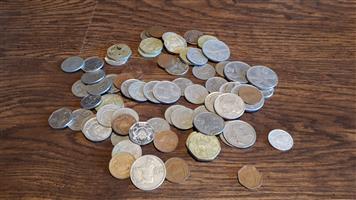 Coins (Seychelles, Italy, Nederlads, Deutschland, France, America, Canada, Zambia, Botswana, Mocambique, Zimbabwe)