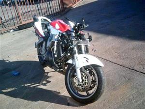 2006 HONDA VFR800