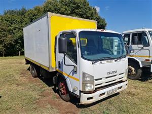 2010 Isuzu NPR400 4 ton van body