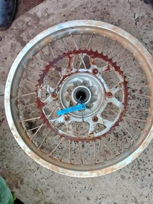 Puzey 500. Meyerton bike scrapyard new and secondhand spares.