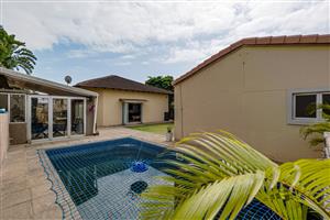 House For Sale in Amanzimtoti
