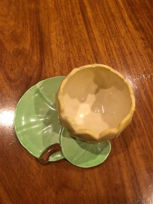 Carlton Ware Yellow Water Lily posy/vase