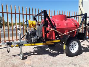 700- Liter Firefighter Trailer/ Bowser