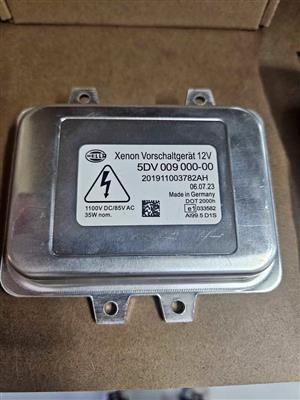 VW Golf 6 (GTI) Headlight Module 5DV0090000