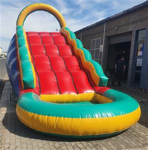 Buy brand new Jumping castles and inflatables direct from manufacturer. 