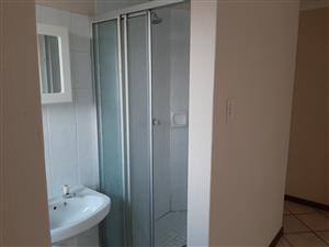 Main Bedroom to rent Moreletapark 1 July
