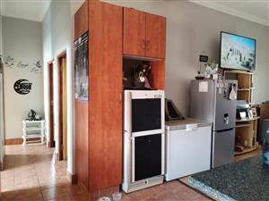 Townhouse For Sale in Comet