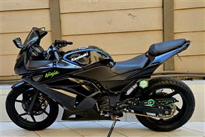 2011 KAWASAKI NINJA 250R 
