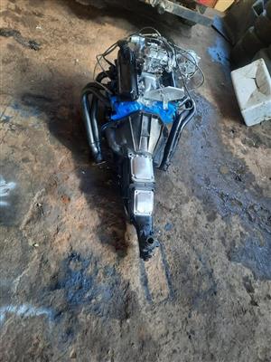 V6 engine met 4speedbox