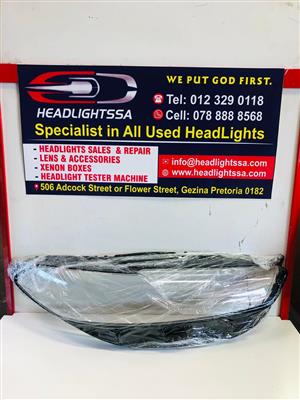 Ford Fusion right side headlight replacement lens (2013)