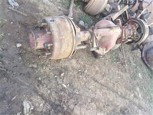 10 hole diff Mercedes Benz Bull nose for sale